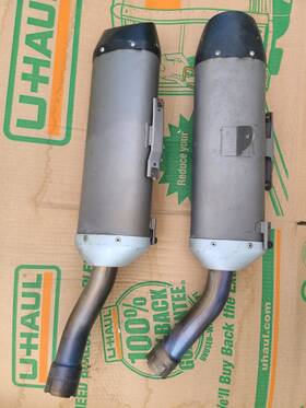 4c8-3 Yamaha 4c8-3. 4c8-4 Oem R1 Dual Exhaust Mufflers - And Genuine 2004-2006