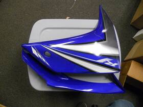 4c8-y283v-00-p0 Yamaha Oem Panel Assembly 2007 Yzfr1