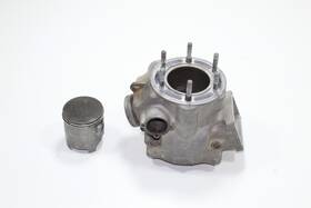 4da-11311-00-00 Yamaha 1992 - 1993 Wr250 92 Yz250 Oem Cylinder Jug Top Std Bore Z12