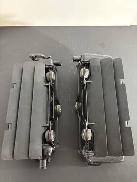 4ss-1240a-10-00 Yamaha 1996-2001 Yz125 Oem Radiator Set/ Part# 4ss-1240a-10-00/ 12461-10-00