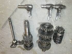 4v3-17411-00-00 Yamaha 1981 81 Yz250 Yz 250 Oem Trans Transmission Gear Shaft Fork Drum Shift 80