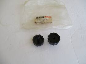 Knobs-1981-85 Yamaha 4v5-83578-00 2 -nos Motorcycle Trip Meter It 250 1t 171-it465-it 400