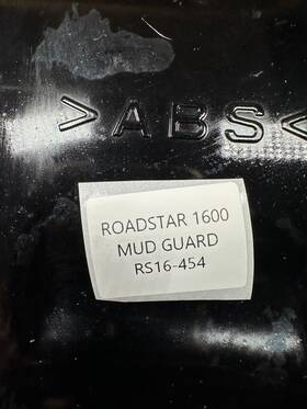 4wm-21629-00-p2 Yamaha 1999-03 Roadstar Xv1600 Rear Guard Mud