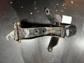 4wm-24491-01-00 Yamaha 1999-03 Roadstar Xv1600 Bracket Fuel Pump