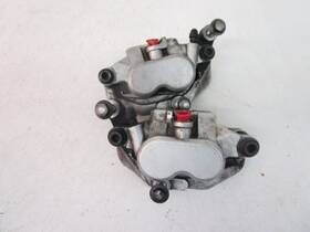 4wm-2580t-01-00 Yamaha 99 04 Xv 1600 Roadstar Oem Front Brake Calipers 1999-2004