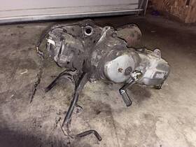4wx-w1511-02-00 Yamaha Zuma Yw50 Scooter Engine Case Assembly
