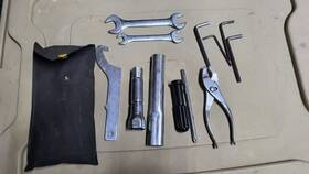 5el-28100-10-00 Yamaha 01-09 V Star 1100 Oem Stock Tools Tool Bag Kit Set