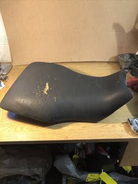 5km-24710-00 Yamaha 02-08 Yfm660 Grizzly Oem Seat Needs Recover - #5km-24710-00