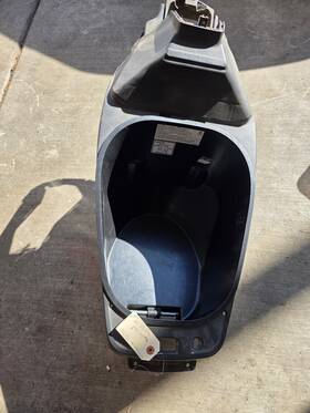 5s9-f473r-00-00 Yamaha 09-15 2011 Yw125 Zuma 125 Storage Box Bin Under Seat Luggage Trunk