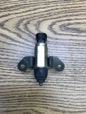 5vs-28470-00-00 Yamaha Fjr1300 2003-2015 Glove Box Lock Part #