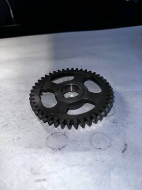 5y1-11531-00-00 Yamaha 1983 Xt550 Gear Balancer Wt 44t Oem Vintage