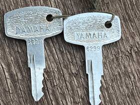 6299 Yamaha Vintage Oem Factory Pre Cut Motorcycle Key #