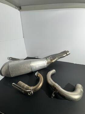 B7b-14611-01-00 Yamaha 2021-2026 Yz250f Genuine Oem Exhaust System/ Part#