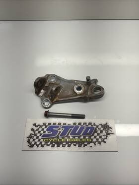 Bf1-21447-00 Yamaha 2019 Oem Footrest Bracket Kickatand Yz250 Yz250x Motorcycles