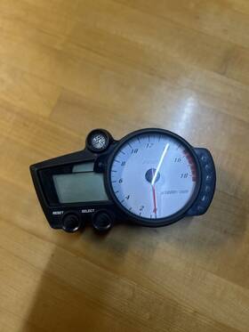 A3176 Yamaha Rj05 Yzf-r6 Bj 2003 -05 Speedometer