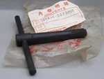 Nos Honda MR250 MT250 Elsinore Genuine Flywheel Magneto Puller Oem 07933-003-000. Fixed Price $74.89.