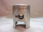 Suzuki, Nos, GT250, GT380, O/s 1.00, Piston, # 12110-33004-100. S125. Fixed Price $58.99.