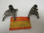 Suzuki ,RV125,TM100,TS125,TS185 1971-77 Shift Fork # 25231-28001 You Get. Fixed Price $19.53.