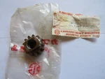 Kawasaki Nos New 16084-003 Oil Pump Pinion Gear F3 F4 Bushwhacker Sidewinde OM18. Fixed Price $16.50.