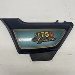 Honda CB750 Custom Left Sidecover 83700-425P Broken Tab Top.. Fixed Price $99.00.