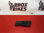 2005 Honda Elite Left Pivot Arm Cover 51104-GE0-700 CH80 Stock Oem. Fixed Price $15.00.