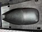 Vespa Gts 300 Ie 2014-2018 Oem Brown Seat With Black Cover. Fixed Price $300.00.