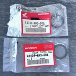 Oem Honda Nos 43109-MA3-006 & 43209-MA3-0006 Rear Brake Dust Piston Seal Set. Fixed Price $19.98.