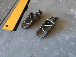 1992 Kawasaki KX100 Footpegs 34028-1326-CE 34028-1327-CE. Fixed Price $12.00.