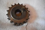 Nos Oem Harley Davidson 18 Tooth Motor Sprocket Pn 40205-30. Fixed Price $50.00.