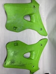 Kawasaki KX125/KX250 1997-1998 Rh Radiator Shroud Acerbis Made In Italy. Fixed Price $30.00.