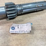 Yamaha Oem Nos Main Axle / 278-17411-00 16T DS7 R5. Fixed Price $35.00.