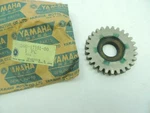 360-17151-00 Nos Yamaha 5TH Pinion Gear 27T RD350 RD250A RD250B W14174. Fixed Price $33.49.