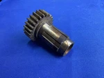 Triumph T120 TR6 Sleeve Gear Mainshaft Close Ratio 24T 57-4172 Nos. Fixed Price $100.84.