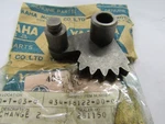Nos Yamaha YZ250 YZ400 SR500 Shift Lever 434-18122-00. Fixed Price $20.68.