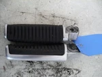 Suzuki 02 VZ800 Marauder Rear Passenger Footpegs Footrests Oem 43600-48E10. Fixed Price $17.99.