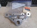 Nos Oem Yamaha Handle Crown 1967-1971 YL2 YAS1 AS2 HS1 183-23435-00-38. Fixed Price $59.99.