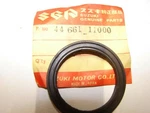Suzuki Oil Tank Cap Gasket 1967-77 TC305 AS50 T250 GT500 TC120 44661-11000. Fixed Price $6.75.