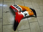 04-07 Honda CBR1000RR Right Side Fairing Cowling 64360-MEL-D200 SF499. Fixed Price $20.13.