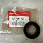 New Honda Seal Oem Pn: 91204-MN5-005. Fixed Price $10.00.