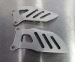 06-07 Suzuki GSXR750 GSXR600 Driver Footrest Heel Guards 43571-01H01. Fixed Price $16.74.