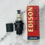 Vintage Edison Spark Plug Z19 AH702R Thomas Auto Nos Usa Rare Boxed. Fixed Price $67.49.
