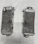 1996-2001 2000 Yamaha YZ125 Engine Motor Cooling Cooler Radiator Left Right Set. Fixed Price $45.00.